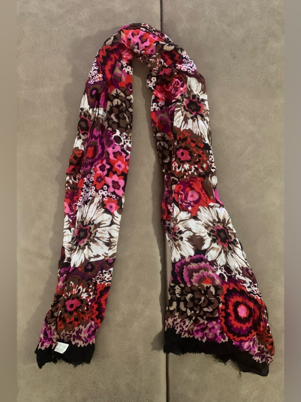 Vera Bradley Woman’s Floral Multicolor Rayon Scarf Wrap w/ Fringe Ends